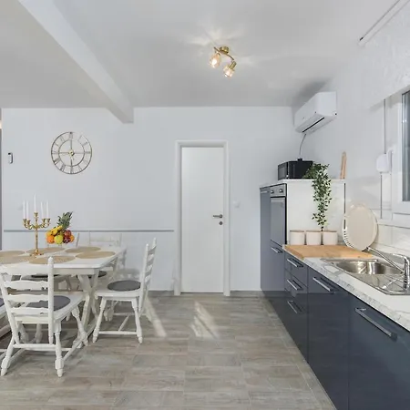 Pendolina * אומאג